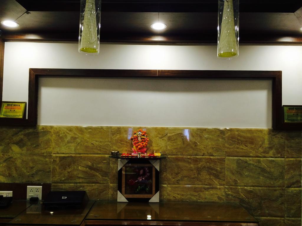 Hotel Mehra Inn Amritsar Exteriör bild